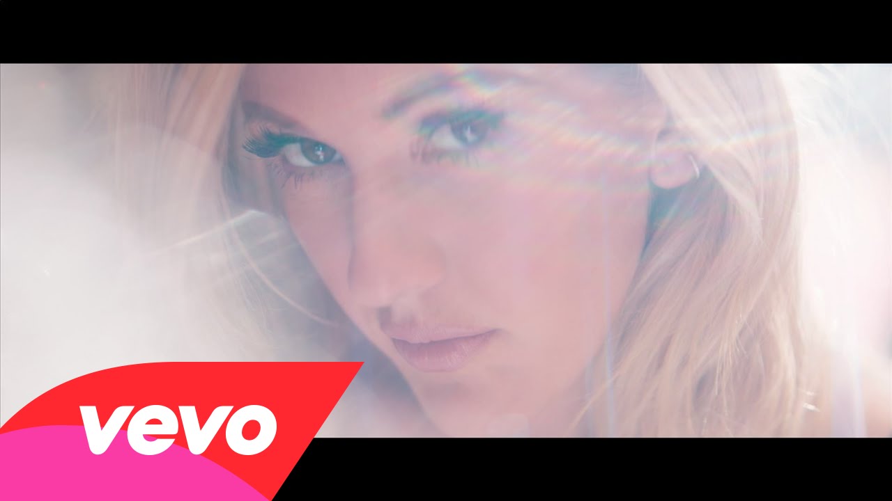 MUUSIKAVIDEO: Ellie Goulding - Love Me Like You Do