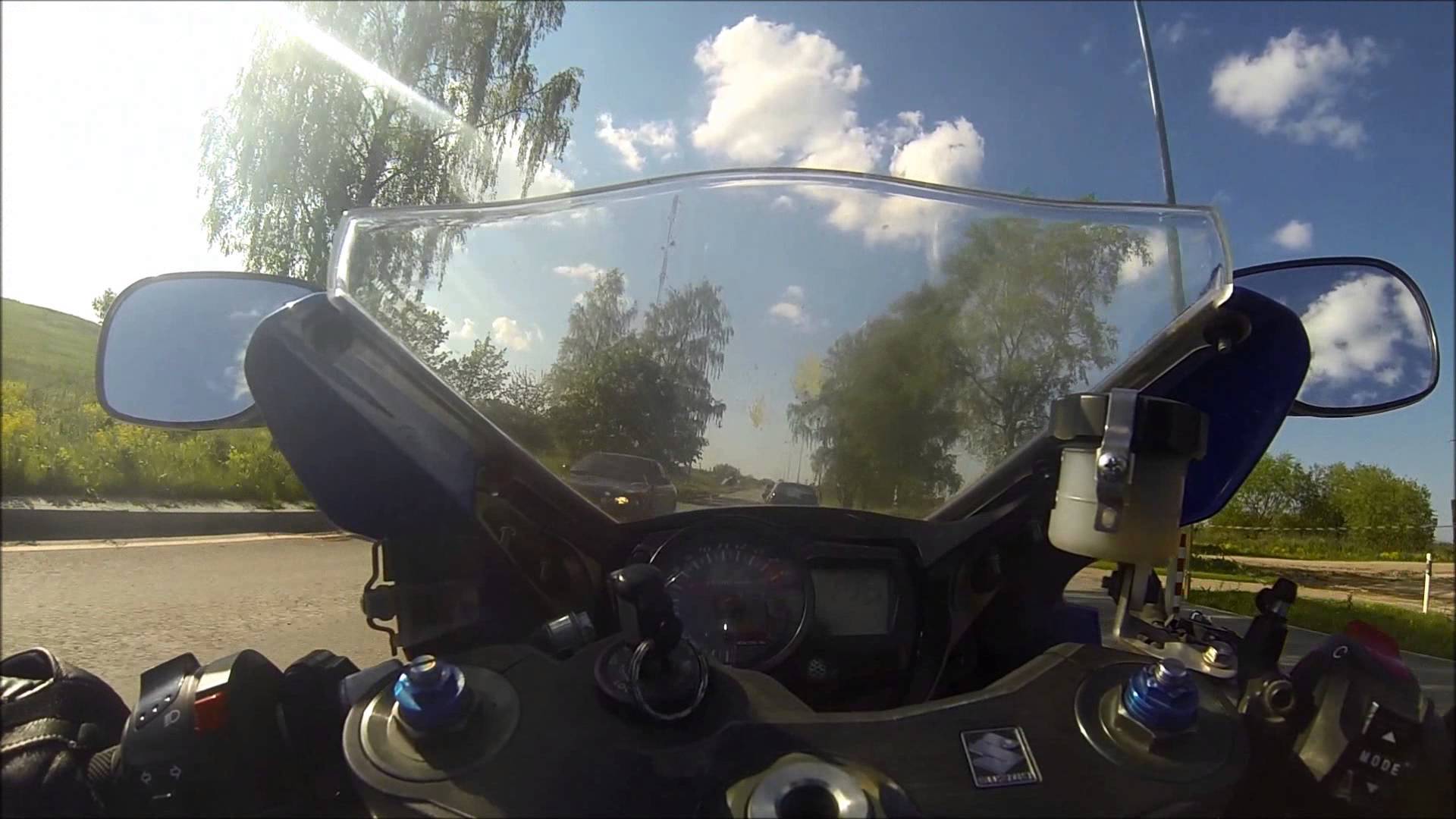 VIDEO: Mootorrattur kihutab Rakveres ja selle lähistel üle 300 km/h tunnis