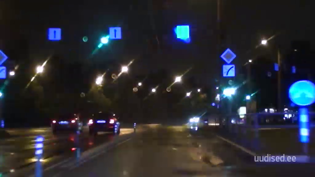 VIDEO: Tagaajamine Tallinnas - alaealine proovis politsei eest ära põgeneda