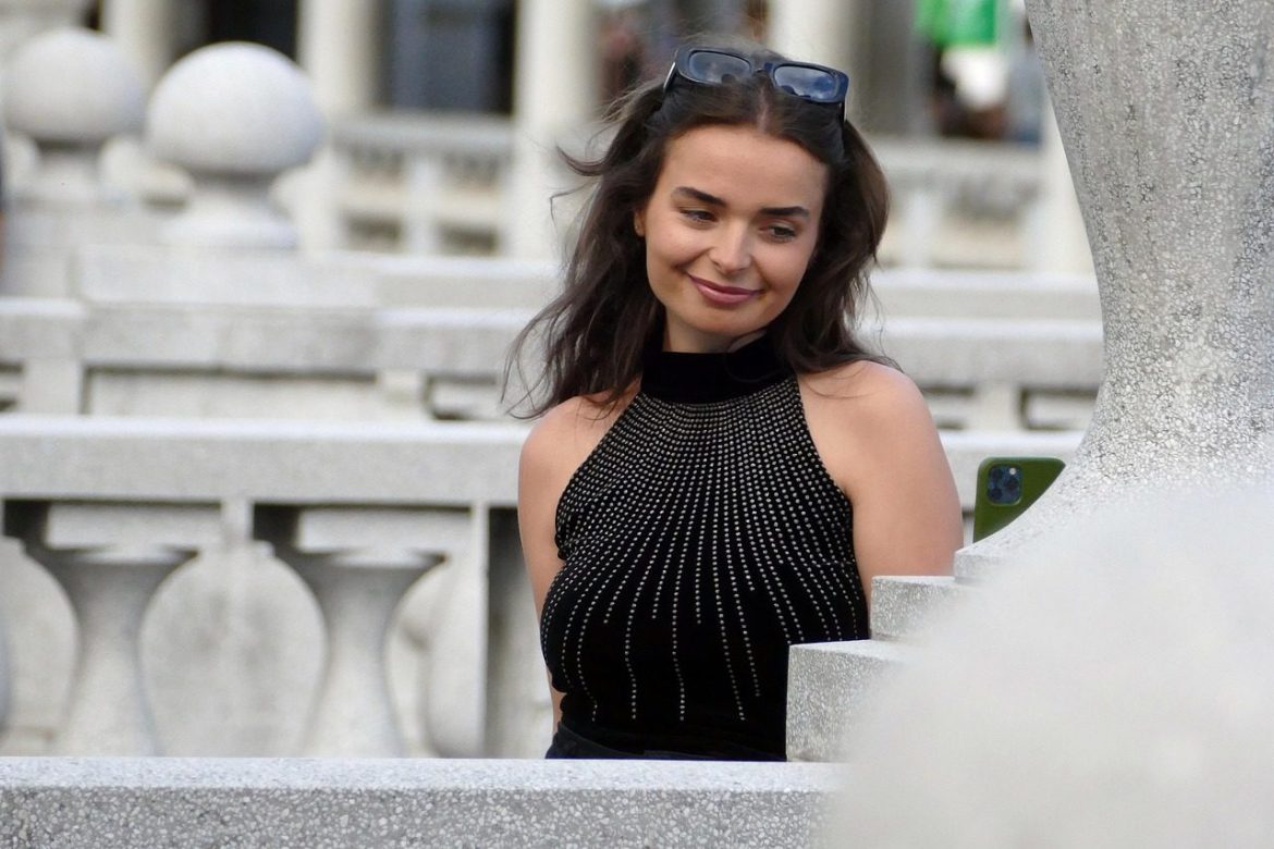 woman, smile, happy, smartphone, selfie, ljubljana, slovenia, selfie, selfie, selfie, selfie, selfie